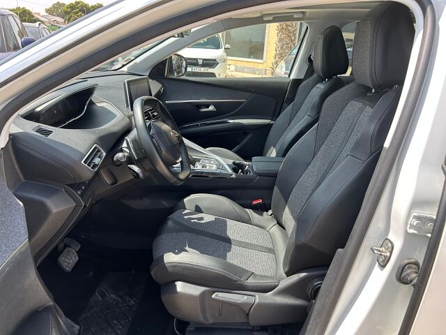 PEUGEOT 3008 ALLURE 1.6 PHEV HYBRID AUTO SPANISH LHD IN SPAIN 81000 MILES 2020